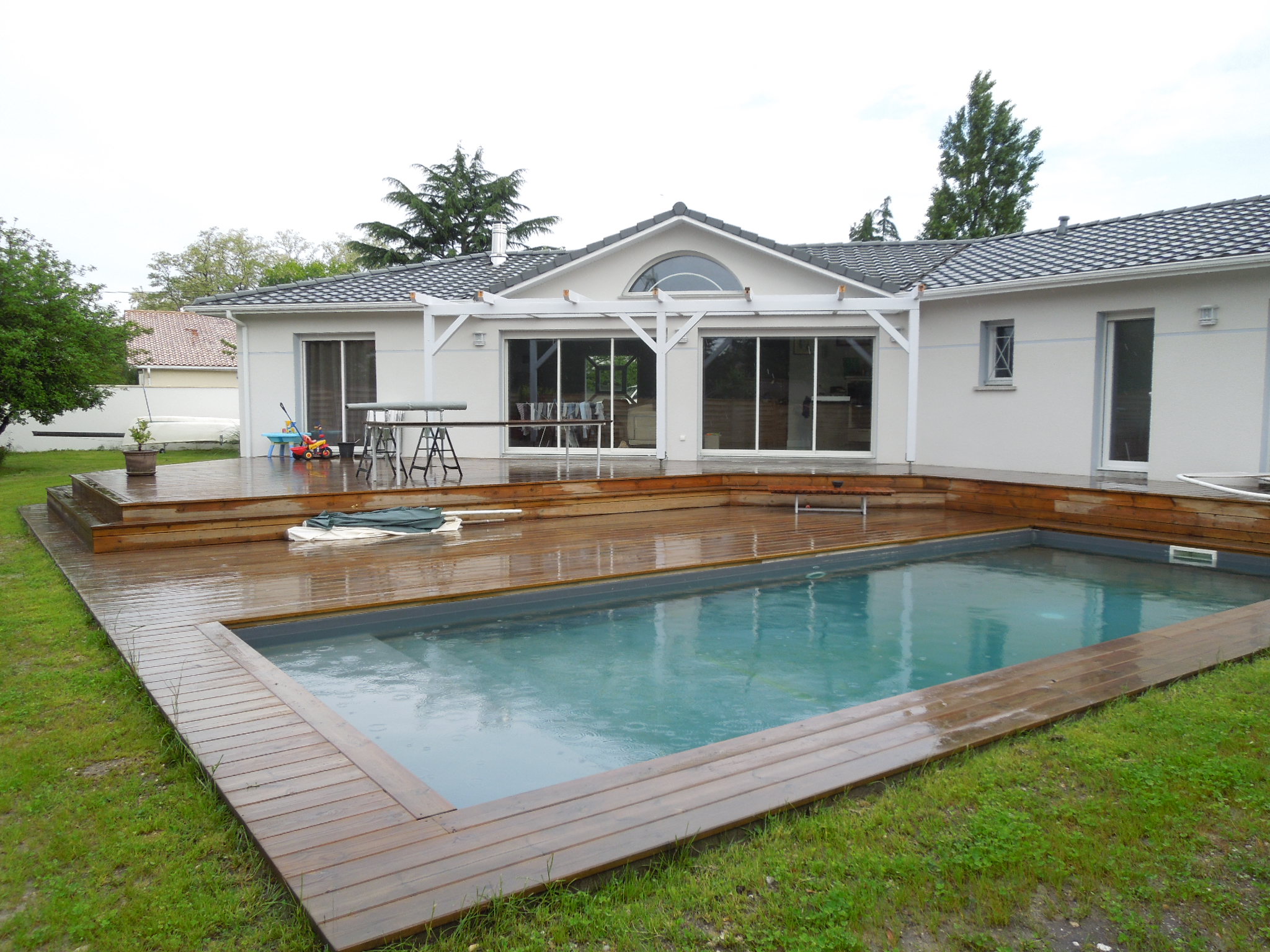 terrasse de pied piscine